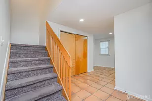 72 Sand Hill Rd, Jamesburg, NJ 08831 - Photo 2