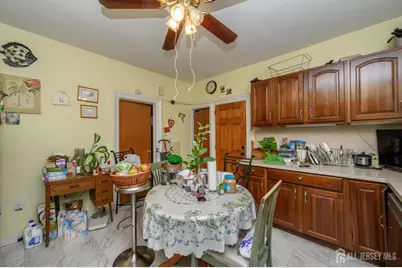 275 19th Avenue, Paterson, NJ 07504 - Photo 38