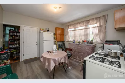 275 19th Avenue, Paterson, NJ 07504 - Photo 16