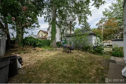 275 19th Avenue, Paterson, NJ 07504 - Photo 42