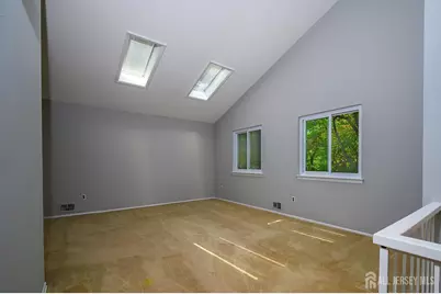 4 Donner Court, South Brunswick Township, NJ 08852 - Photo 4