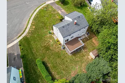 104 Graybar Drive, North Plainfield, NJ 07062 - Photo 22