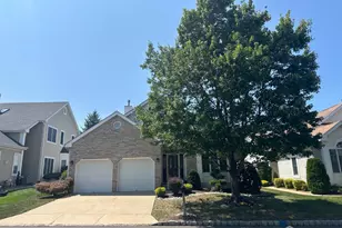 31 Sherwood Dr, Monroe Township, NJ 08831 - Photo 1