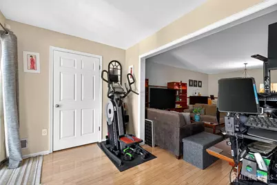 78 Albury Way, North Brunswick Township, NJ 08902 - Photo 16