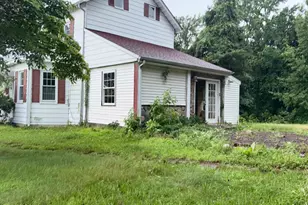 59 Devoe Ave, Spotswood, NJ 08884 - Photo 2