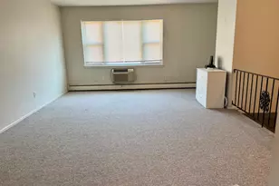 60 Fox Rd, Edison, NJ 08817 - Photo 6