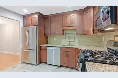 53 Thorne Lane, Old Bridge Township, NJ 07747 - Photo 4