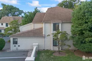 54 Gate House Ln, Edison, NJ 08820 - Photo 28