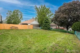 3 Birch Rd, Edison, NJ 08817 - Photo 32