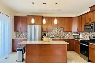 33 Blair St, South Plainfield, NJ 07080 - Photo 2