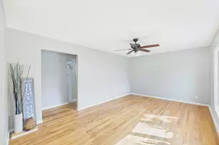 27 Forrest St, Iselin, NJ 08830 - Photo 8