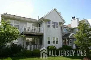 125 Exeter Ct, Piscataway Township, NJ 08854 - Photo 1