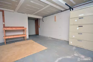 125 Exeter Ct, Piscataway Township, NJ 08854 - Photo 6