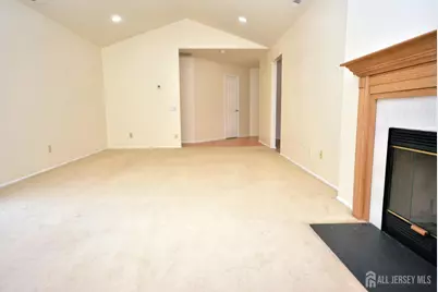 125 Exeter Court, Piscataway Township, NJ 08854 - Photo 34