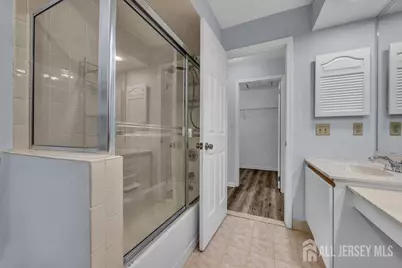 604 Woodhaven Drive, Edison, NJ 08817 - Photo 26