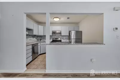 604 Woodhaven Drive, Edison, NJ 08817 - Photo 12