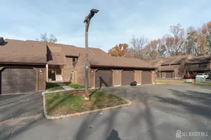 166 Hidden Hollow Ct, Edison, NJ 08820 - Photo 36