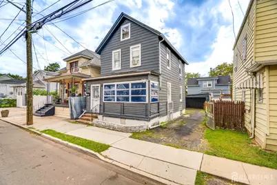 82 S Ward Street S, New Brunswick, NJ 08901 - Photo 1