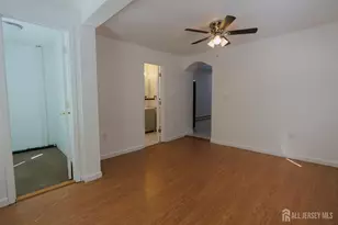 28 Union St, Carteret, NJ 07008 - Photo 10