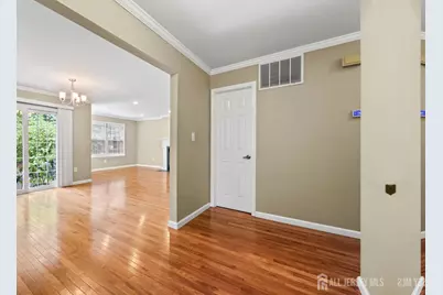 27 Martin Van Buren Drive, Monroe Township, NJ 08831 - Photo 8