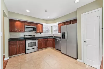 27 Martin Van Buren Drive, Monroe Township, NJ 08831 - Photo 16