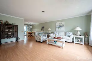 169 Laurel Plaza, Monroe Township, NJ 08831 - Photo 4