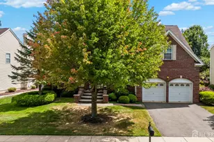 8 Colts Run Rd, Franklin Township, NJ 08540 - Photo 4