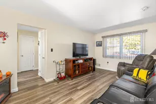 11 Marie Ln, Edison, NJ 08817 - Photo 16