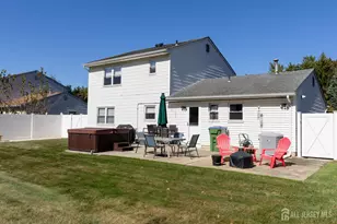 11 Marie Ln, Edison, NJ 08817 - Photo 24