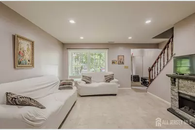 6 Lewis Court, East Brunswick Township, NJ 08816 - Photo 8