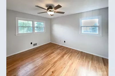 21 Buck Road, East Brunswick Township, NJ 08816 - Photo 12