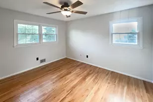 21 Buck Rd, East Brunswick Township, NJ 08816 - Photo 12