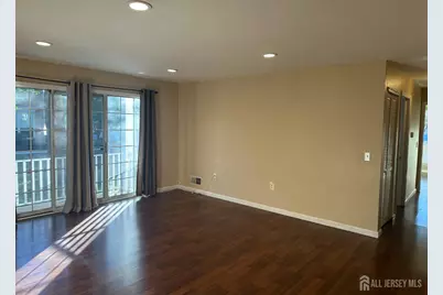 480 Witney Court, North Brunswick Township, NJ 08902 - Photo 2