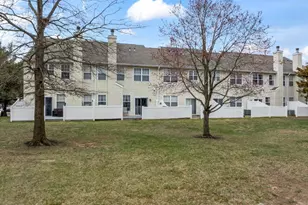 605 Dahlia Cir, South Brunswick Township, NJ 08810 - Photo 22