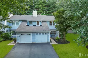 75 Woodmere Dr, Sayreville, NJ 08859 - Photo 4