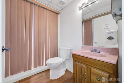 46 E Somerset Street E, Raritan, NJ 08869 - Photo 12