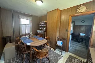 59 Douglas St, Fords, NJ 08863 - Photo 6