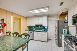 118 Coppertree Ct, Edison, NJ 08820 - Photo 18