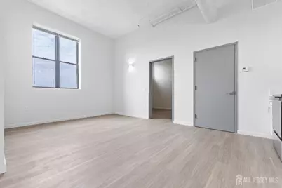 226 New Brunswick Avenue #206, Perth Amboy, NJ 08861 - Photo 6