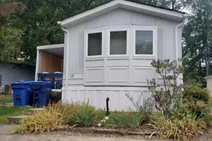 12 Whitman Rd, North Brunswick Township, NJ 08902 - Photo 6