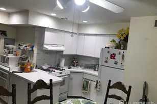 197 Evergreen 6A Rd, Edison, NJ 08837 - Photo 2