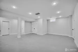 24 Norton St, Edison, NJ 08820 - Photo 40