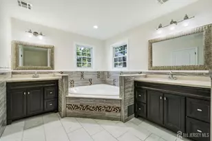 8 Stephenville Pkwy, Edison, NJ 08820 - Photo 26