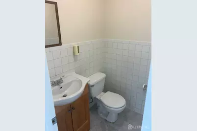 451 S Washington Avenue S, Piscataway Township, NJ 08854 - Photo 4