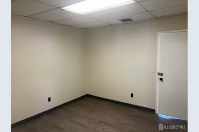 451 S Washington Avenue S, Piscataway Township, NJ 08854 - Photo 10