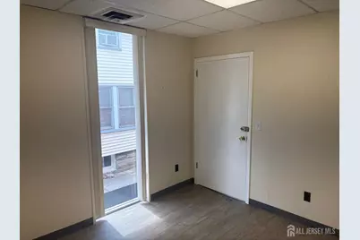 451 S Washington Avenue S, Piscataway Township, NJ 08854 - Photo 2