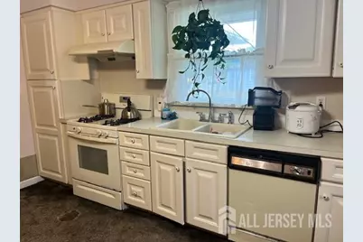 107 Ernston Road, Sayreville, NJ 08859 - Photo 16