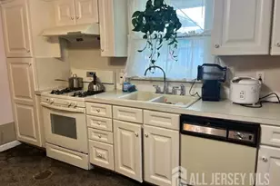 107 Ernston Rd, Sayreville, NJ 08859 - Photo 16