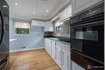 212 E Louis Place E, Iselin, NJ 08830 - Photo 12