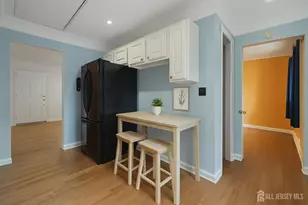 212 E Louis Pl E, Iselin, NJ 08830 - Photo 8